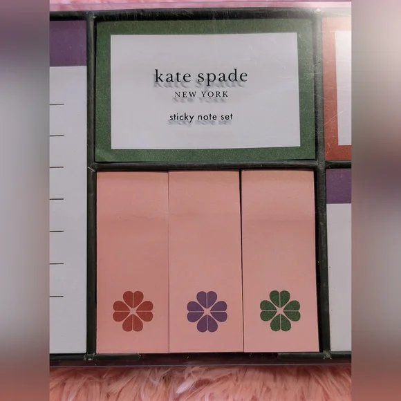 NWT~ Kate Spade Sticky Note Set - Picture 3 of 5